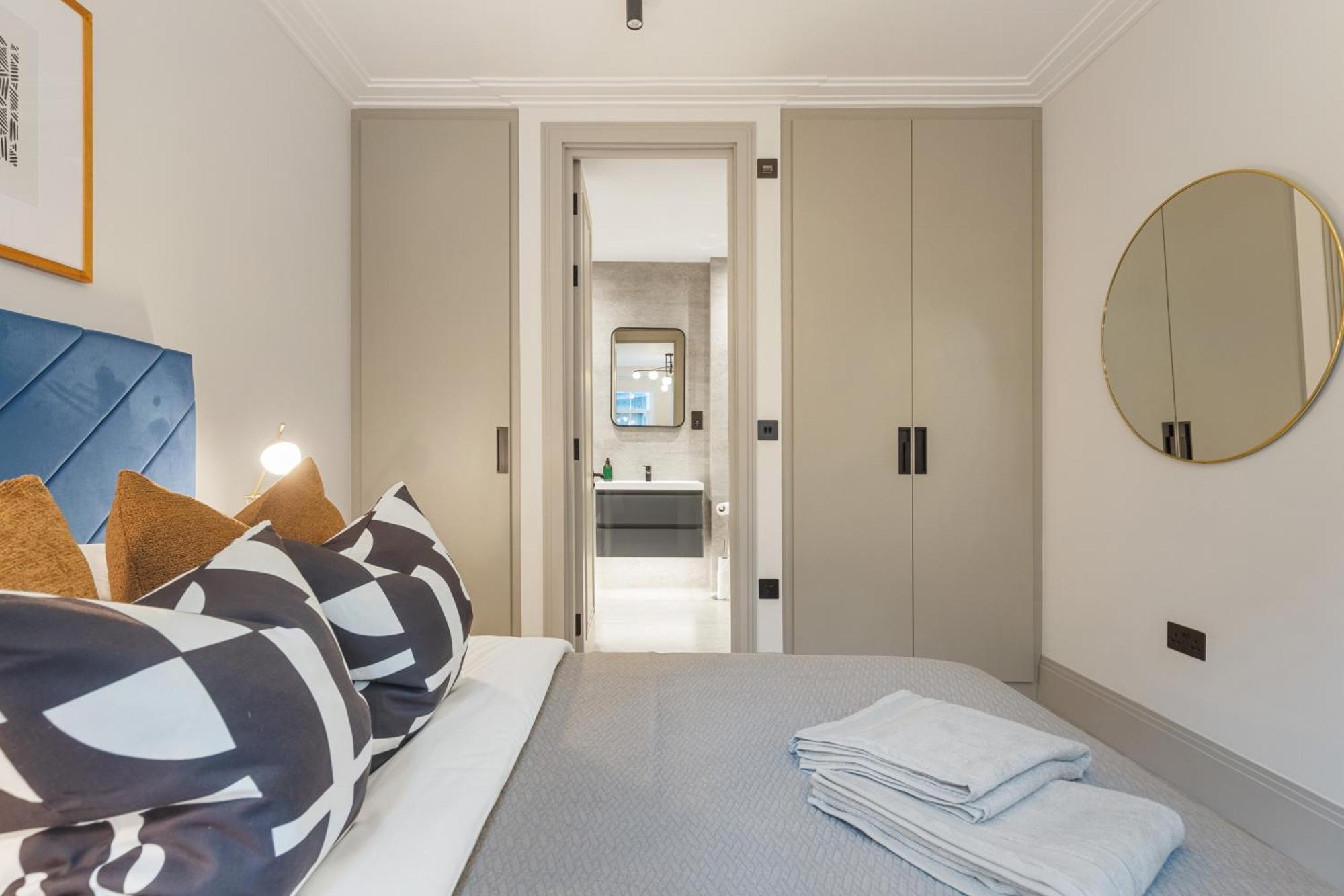 1bed 1bath 4ppl - 1min Russel Square Tube Apartment London